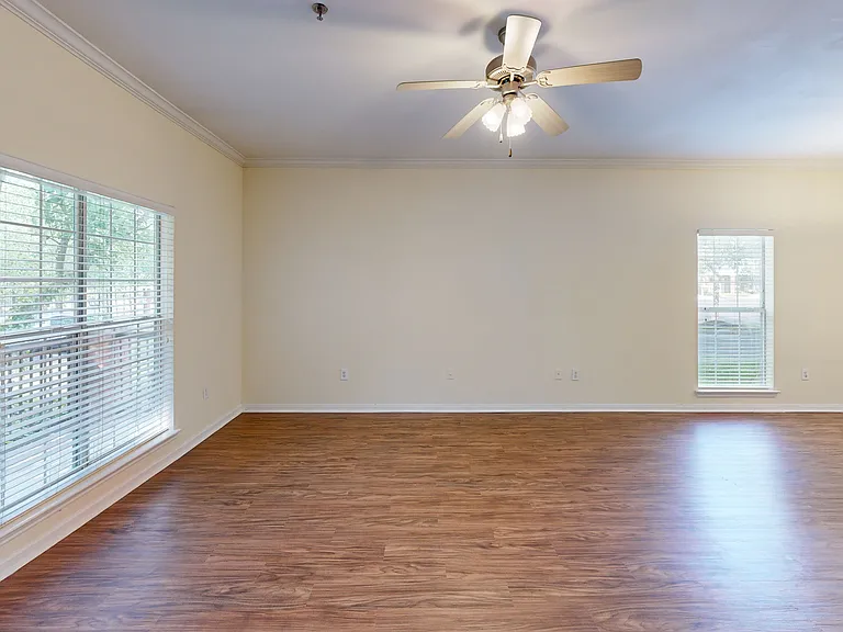 The Carriage Homes at Wyndham — Photo 49