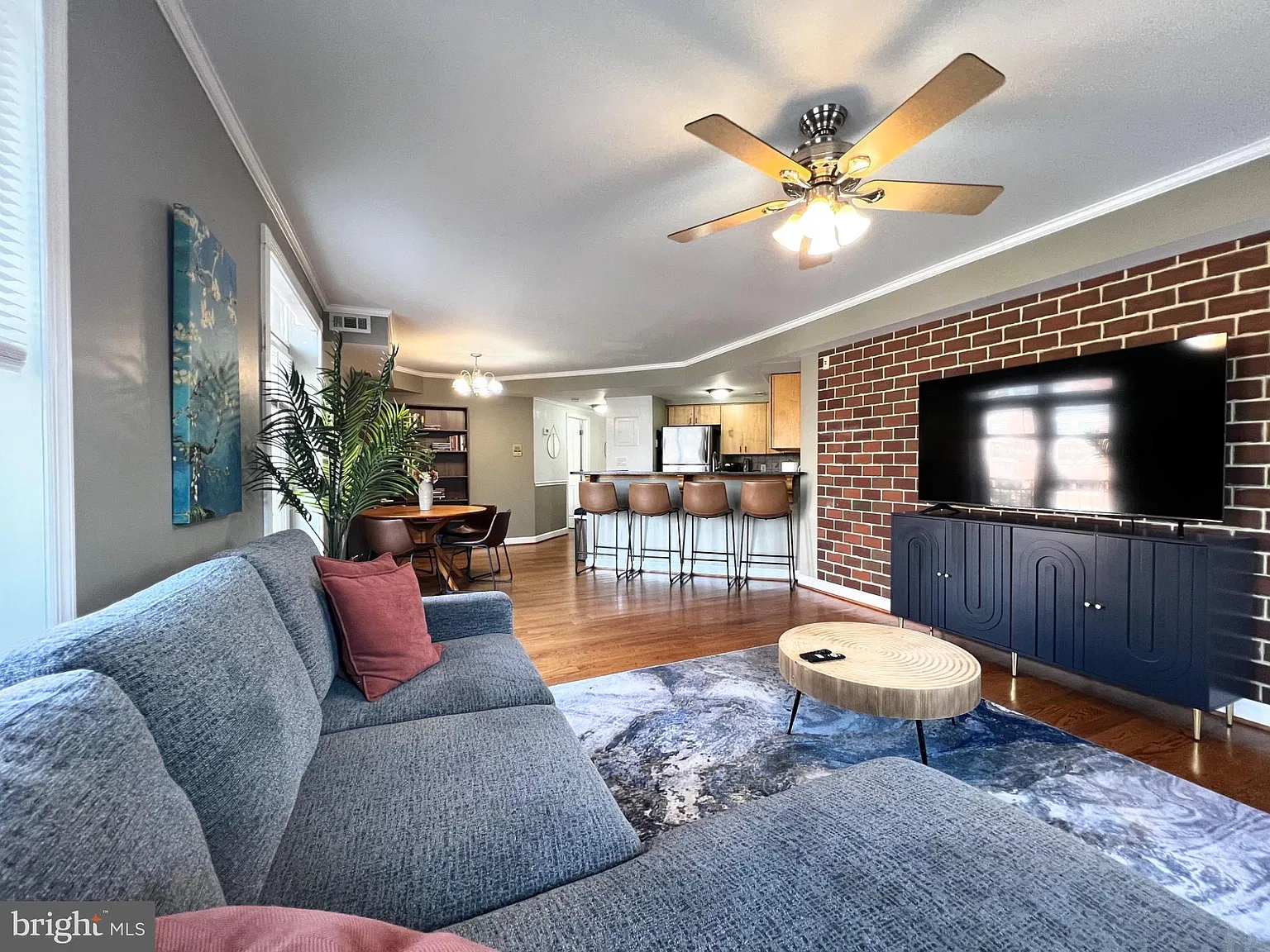 1 bed, 1.0 bath, 697 sqft, $2,200 — Photo 4