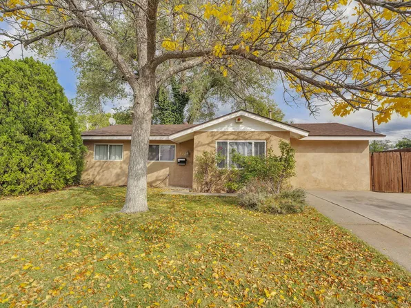 1522 Conchas St NE, Albuquerque, NM 87112