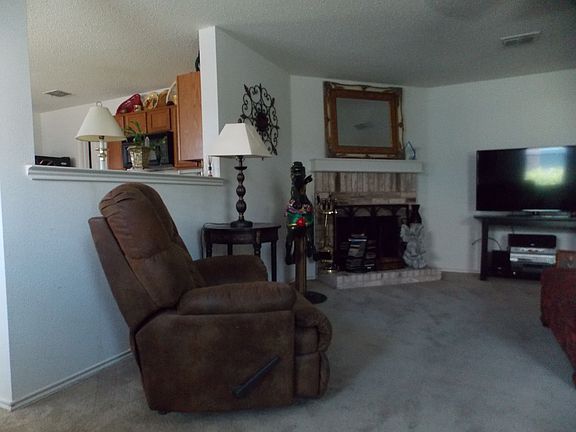 4th image of 6217 Saint James Pl
