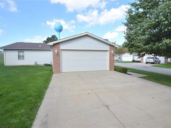 405 Orchard Hill Dr, Leetonia, OH 44431