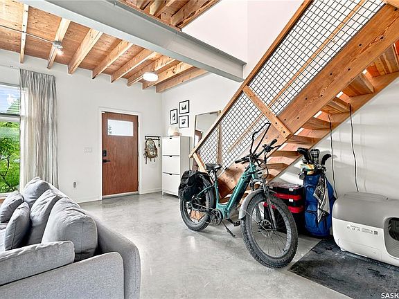 5th image of 319 D AVENUE S