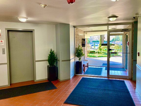 4th image of 2600 Brookwood Way Dr APT 308