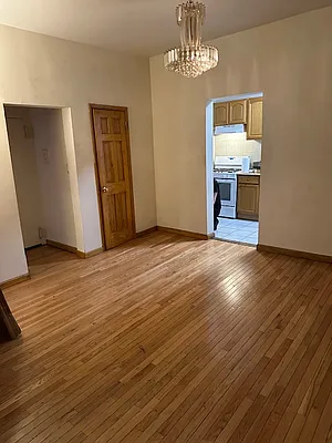 Rented by Batra Group Inc | media 1