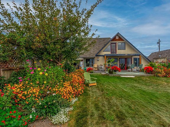 4th image of 32 Louis Estates Rd