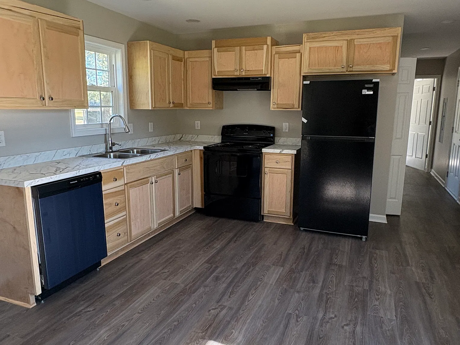 2 bed, 1200 sqft, $1,150 — Photo 2
