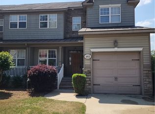 402 Ponton Dr, Fayetteville, NC 28314