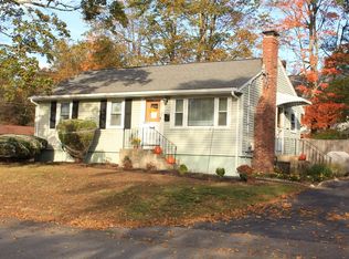 6 Durbeck Rd, Rockland, MA 02370