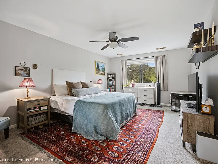 446 Valley Dr #201 — Photo 8