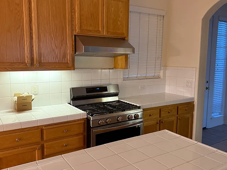 1909 Sagebrush Way — Photo 7