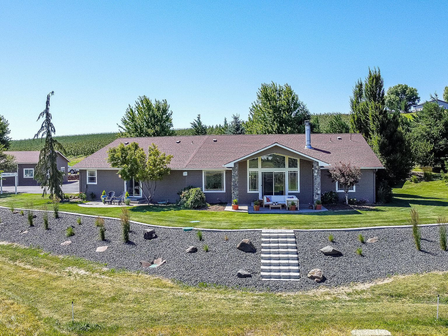 190 Nash Rd, Tieton, WA 98947 Zillow