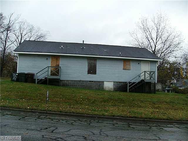 1st image of 1001 E Bragg St