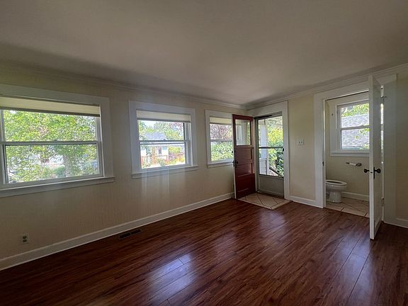 5th image of 90 6th St #1