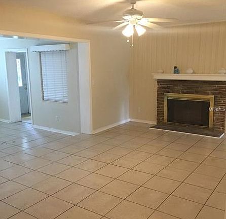 3rd image of 529 W Palmeden Dr