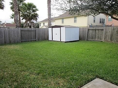 2nd image of 10419 Briar Patch St