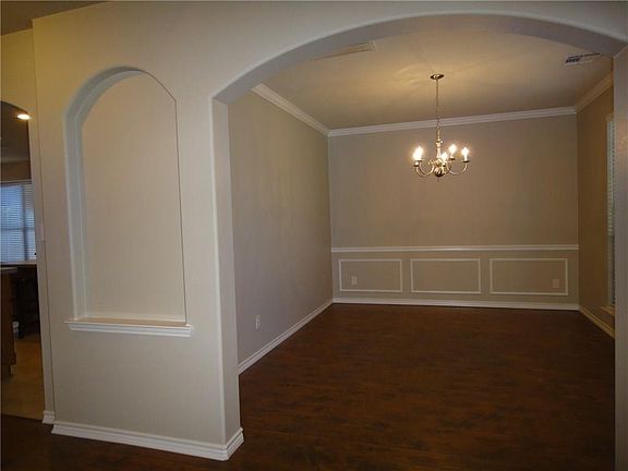 2nd image of 2625 Desert Falls Ln