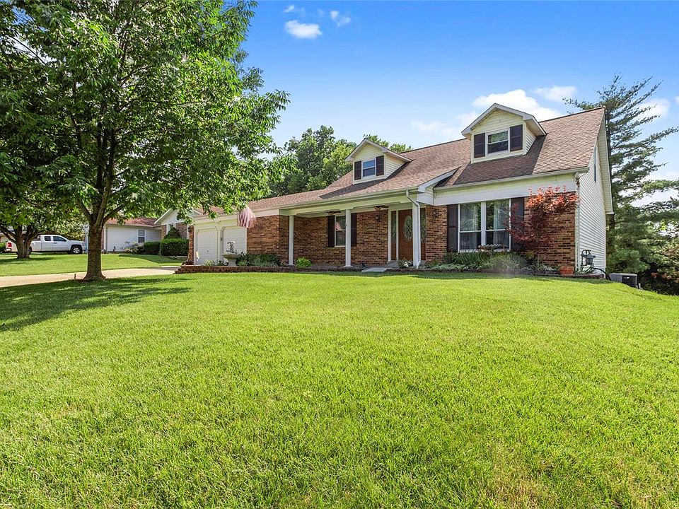 2nd image of 14 Heather Valley Cir