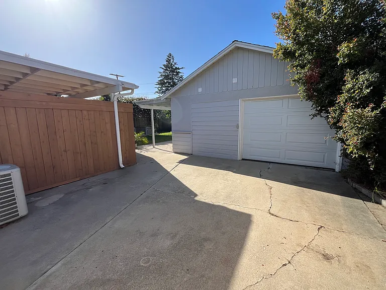 6233 E Bristol Rd #2 — Photo 3