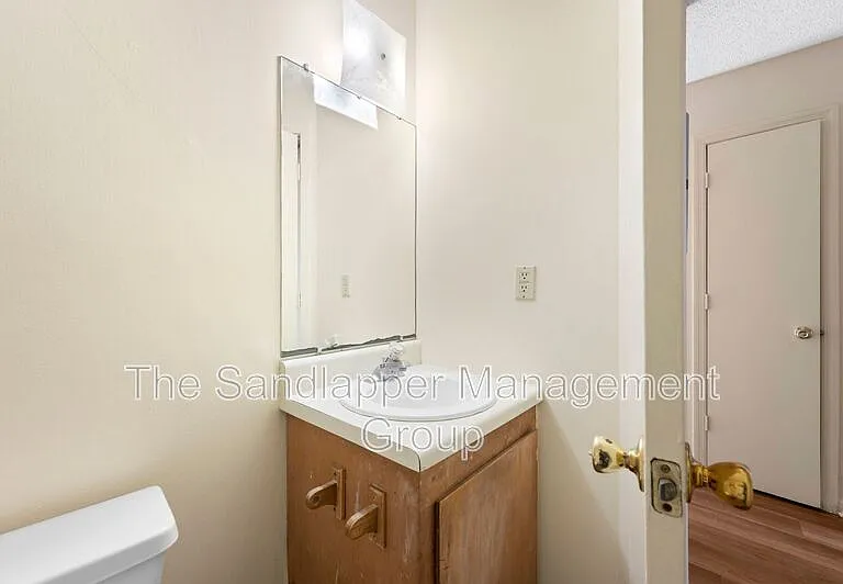 1202 Bexley St #C — Photo 6