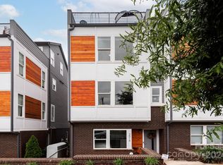 2018 Bryant Park Dr, Charlotte, NC 28208