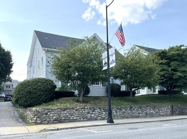 32 School St #1