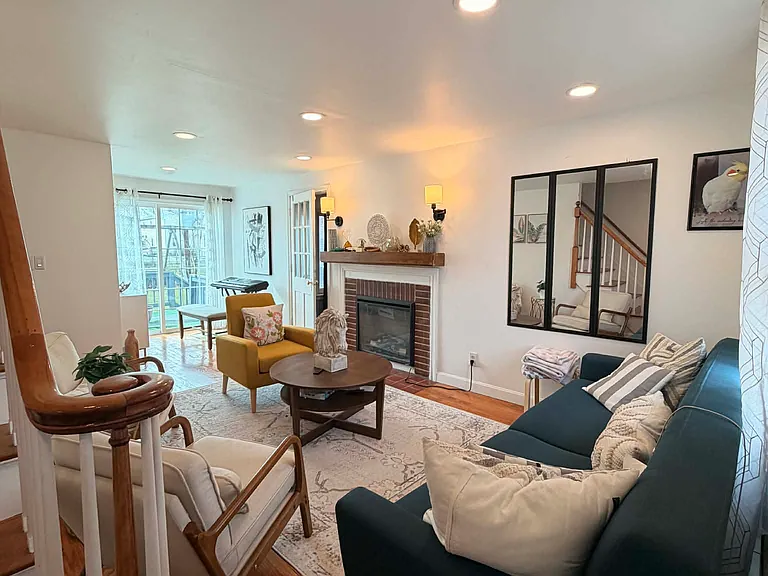 58 Farrar Ave — Photo 17