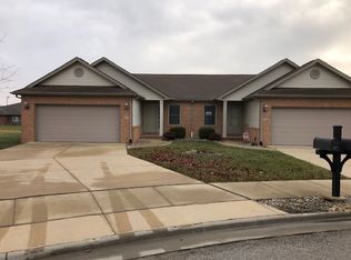 65 Crimson Ct #A, Highland, IL 62249