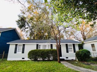 1106 Berkeley St, Hanahan, SC 29410