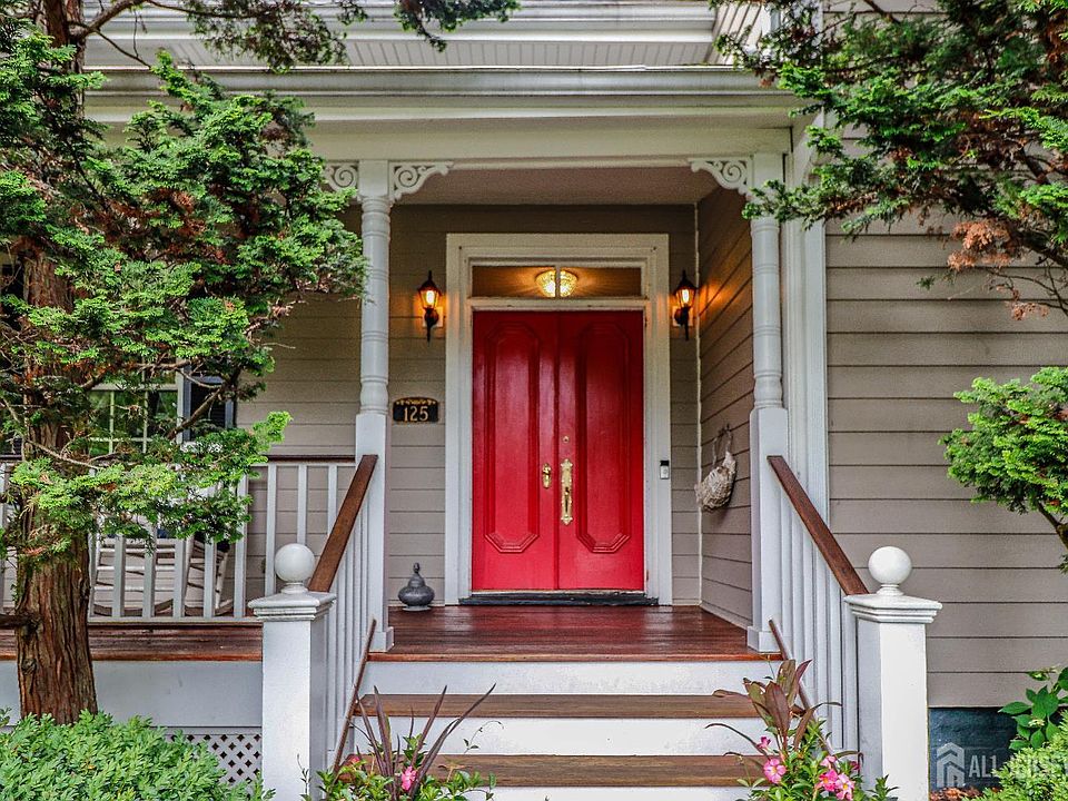 125 Hillside Ave, Metuchen, NJ 08840 | Zillow