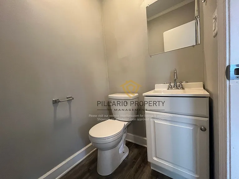 619 N Sherman Dr — Photo 5