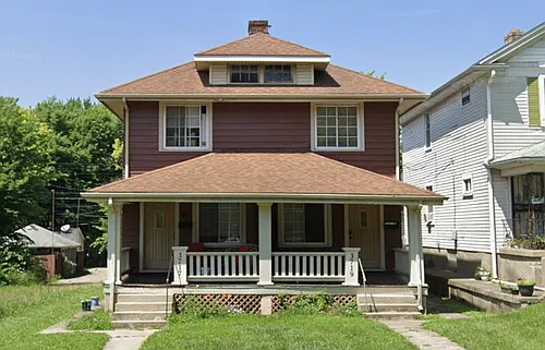 3717-3719 E 3rd St #3717 Photo 1