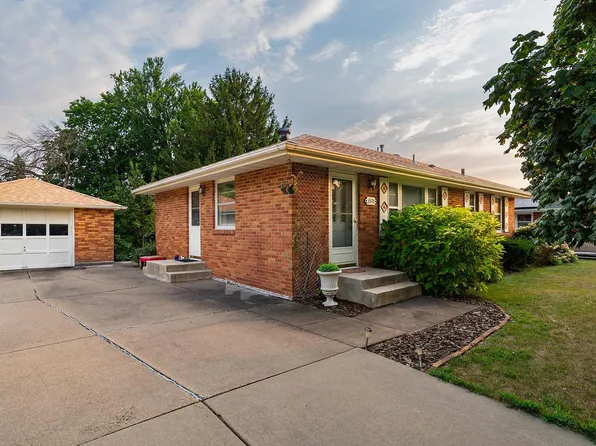 3370 144th St W, Rosemount, MN 55068