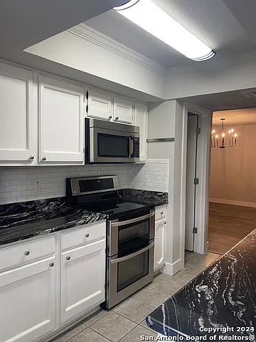 9526 Dunhill — Photo 13