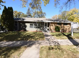 1343 Stillwater Ave, Saint Paul, MN 55106