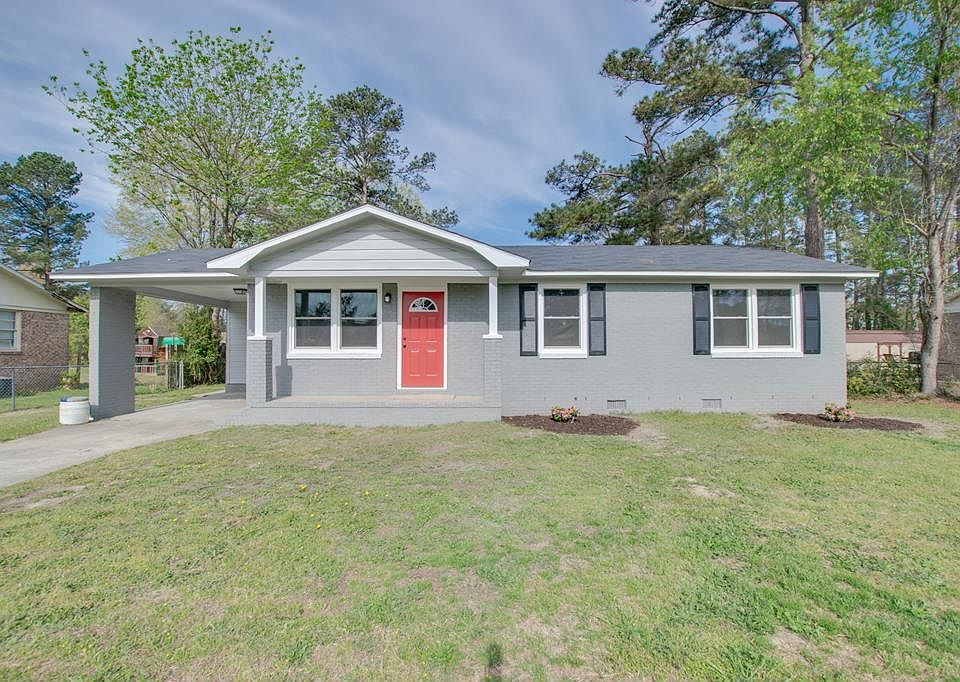1st image of 3319 Sylvester Dr