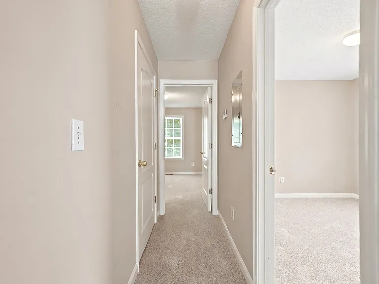 86 Hanna Dr — Photo 11