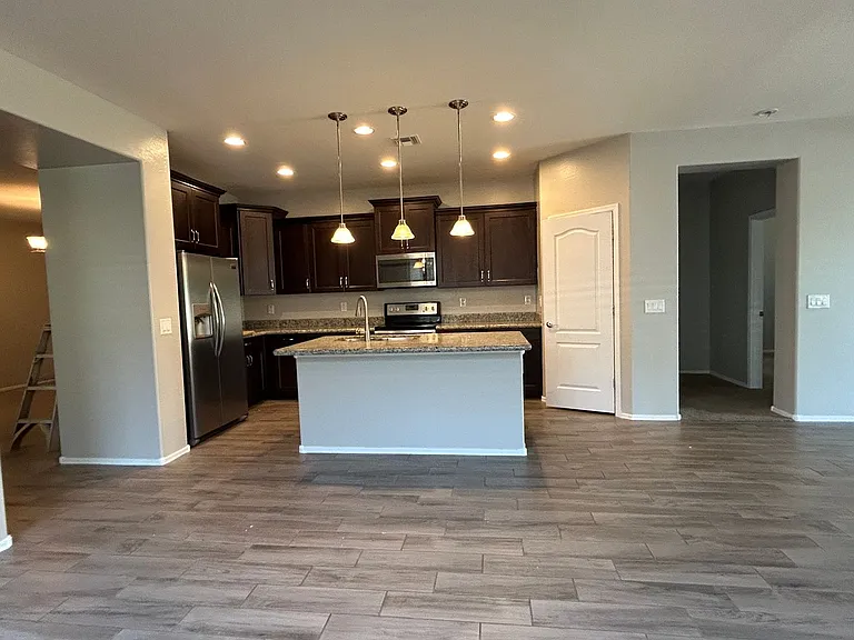 3030 E Quartz St — Photo 10