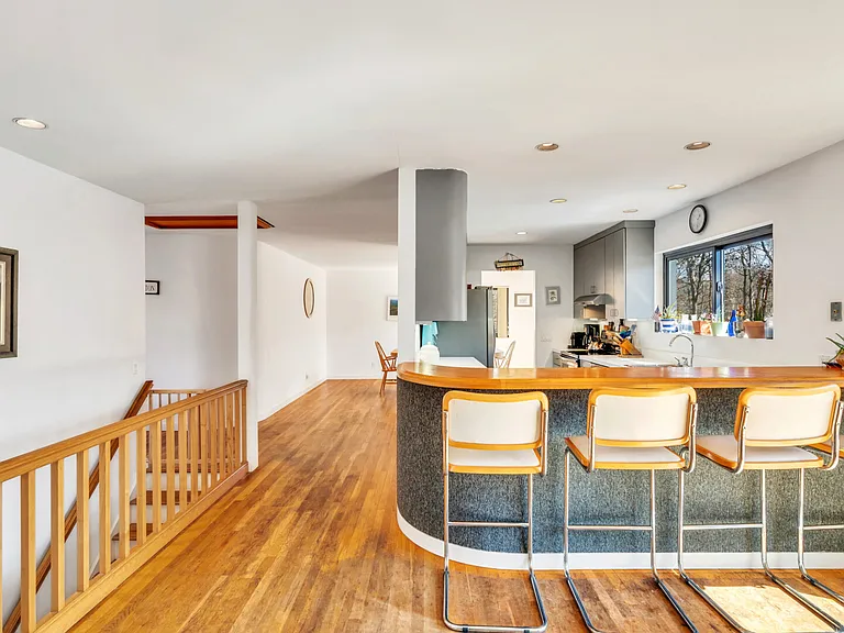 28 Wildflower Rd — Photo 11