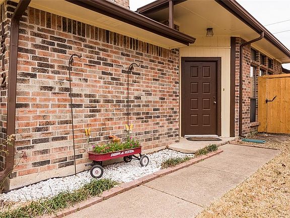 3rd image of 1512 Copper Meadow Dr