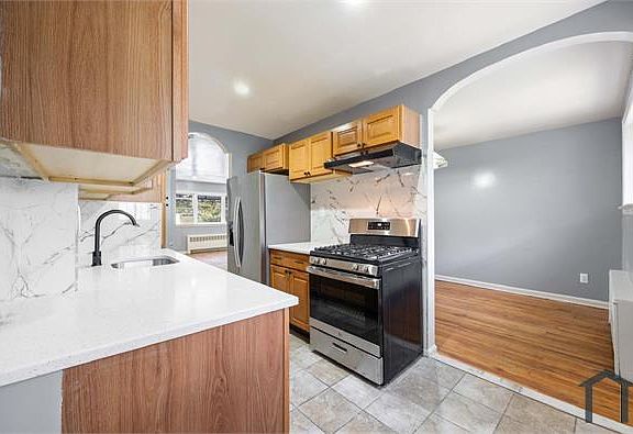 5th image of 2774 Sexton Pl #1