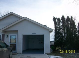 1350 Caribou Trl, Carol Stream, IL 60188