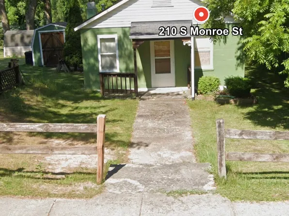 210 S Monroe St, Bloomingdale, MI 49026