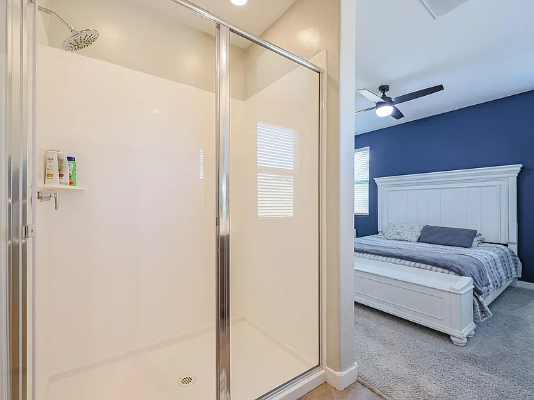 8924 W Bethany Heights Dr — Photo 16