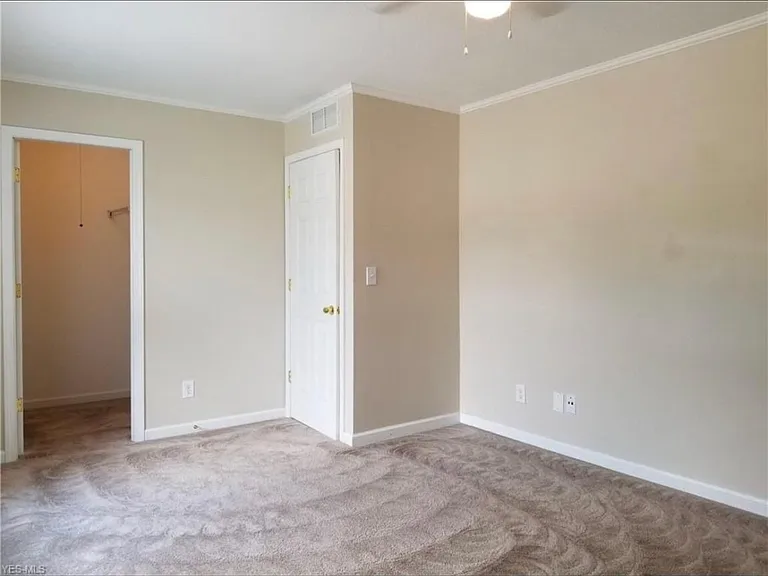 1342 Hibbard Dr #C — Photo 8