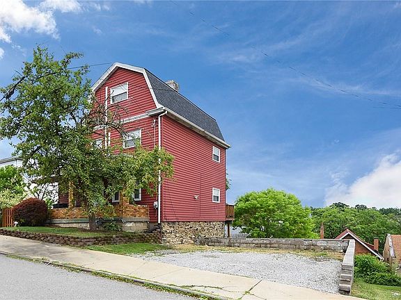 3rd image of 28 Exeter St