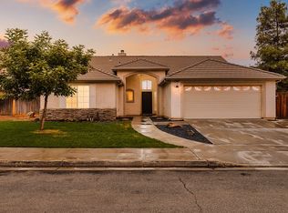 6306 N Milburn Ave, Fresno, CA 93722