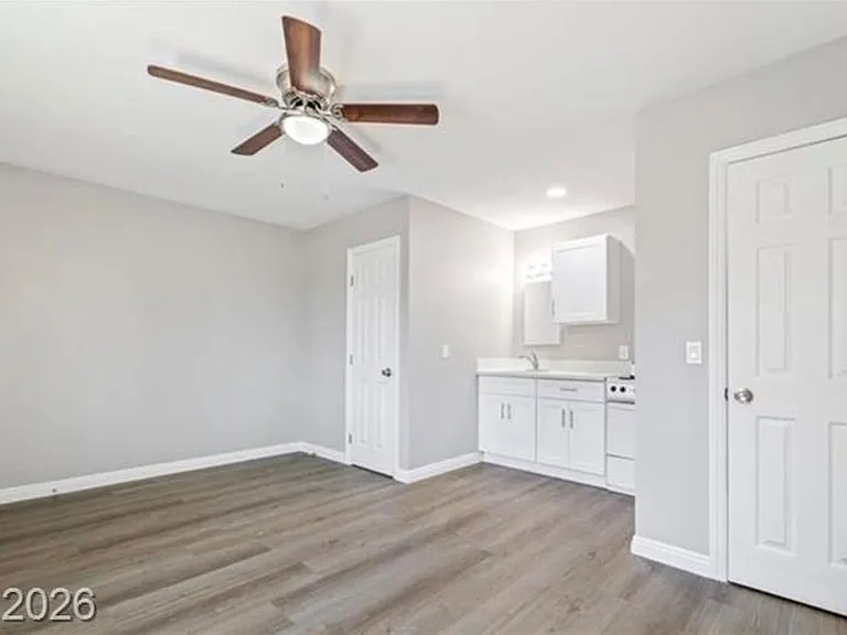 308 Eastminister Ct — Photo 4