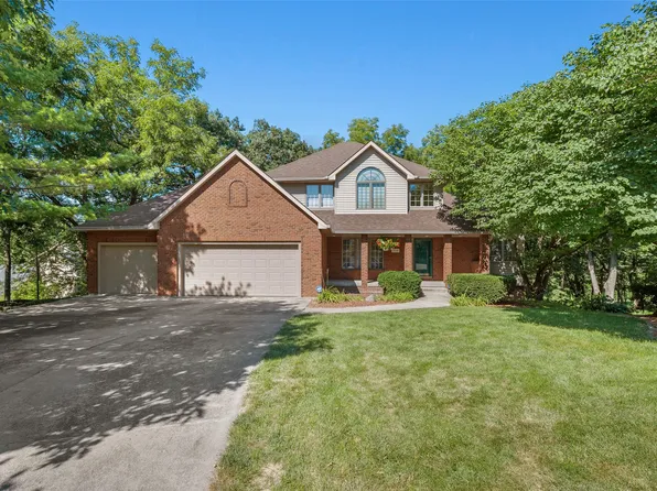 1540 Crenshaw Ct, Pleasant Hill, IA 50327