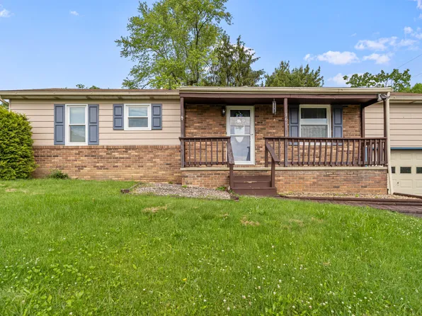 16 Buckhorn Dr, Clearfield, PA 16830