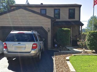 1707 Cumberland Rd, Aurora, IL 60504